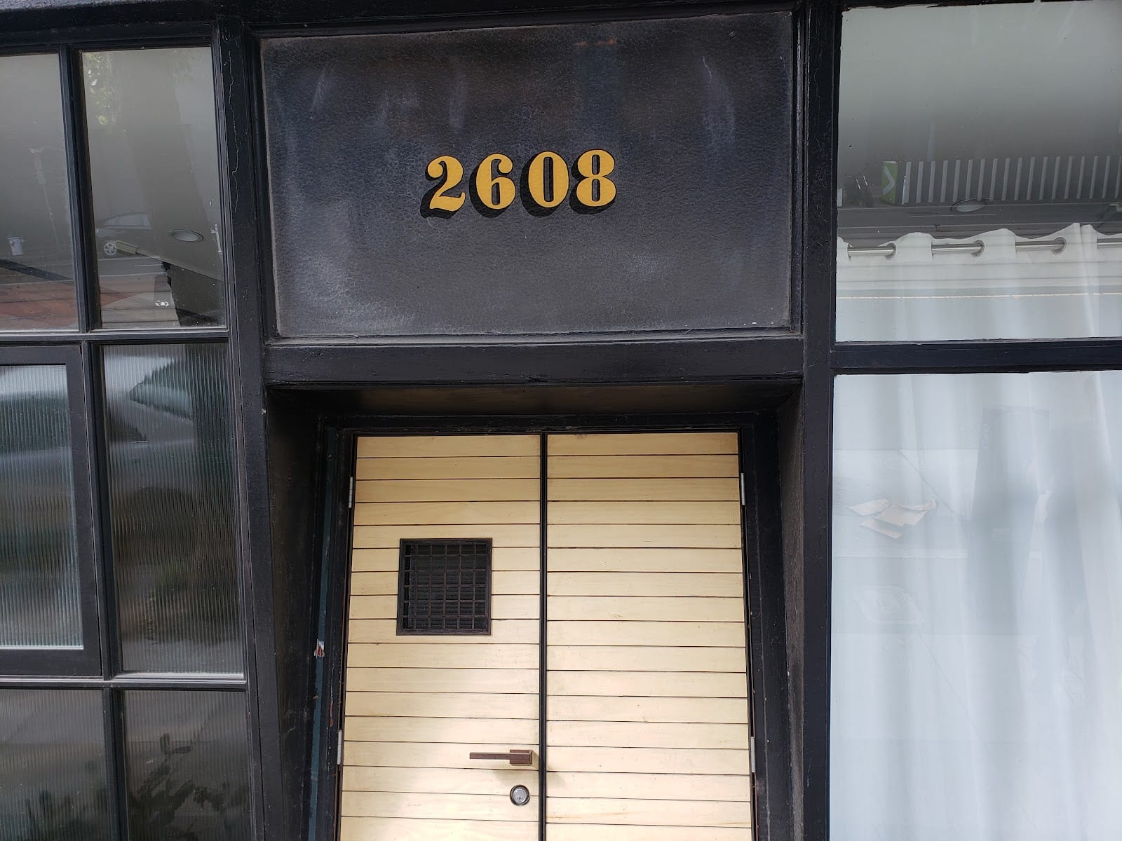 Man Cave Barber & Shave, photo 3
