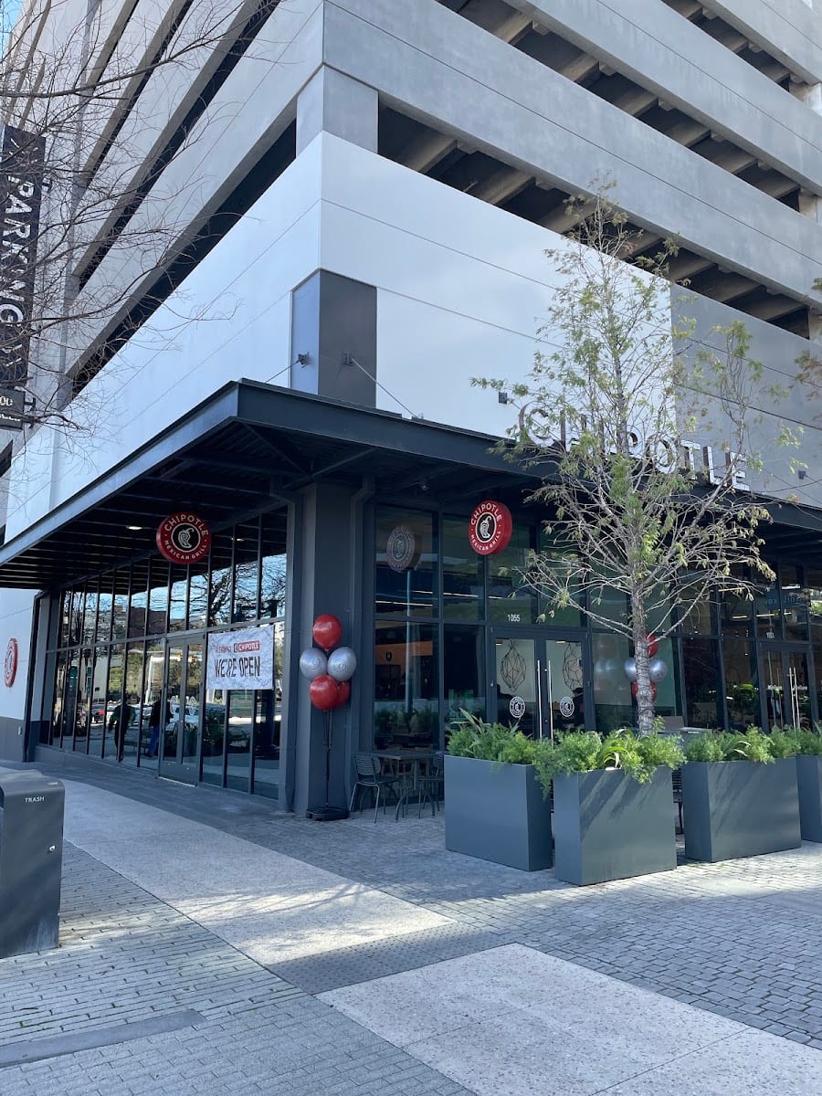 Chipotle Mexican Grill, photo 2