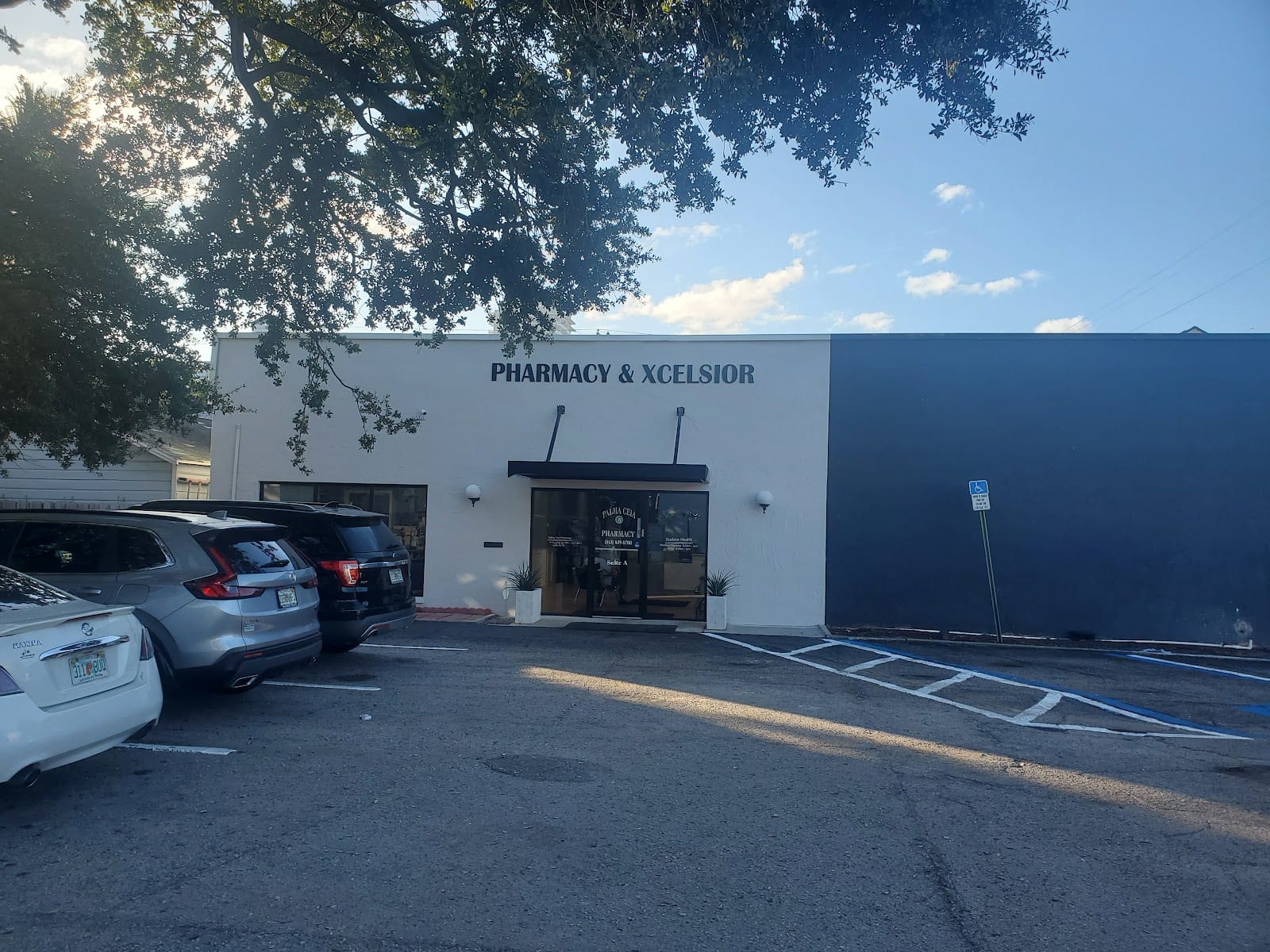 Palma Ceia Health Mart Pharmacy, photo 4