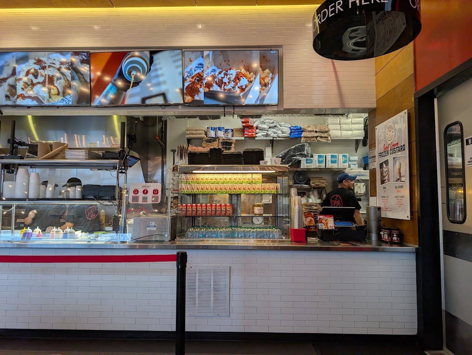 Urban Bird Hot Chicken