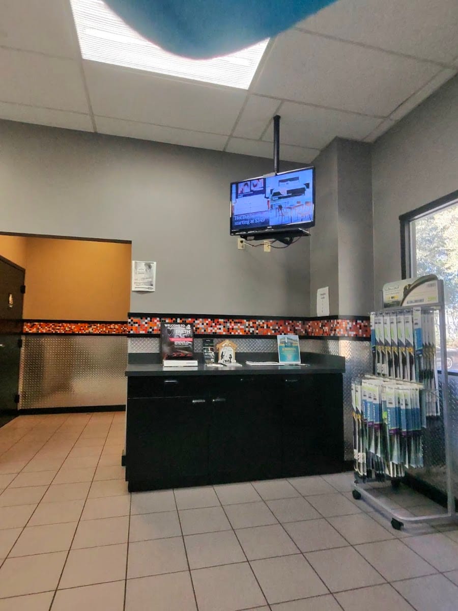 Mavis Tires & Brakes, photo 4