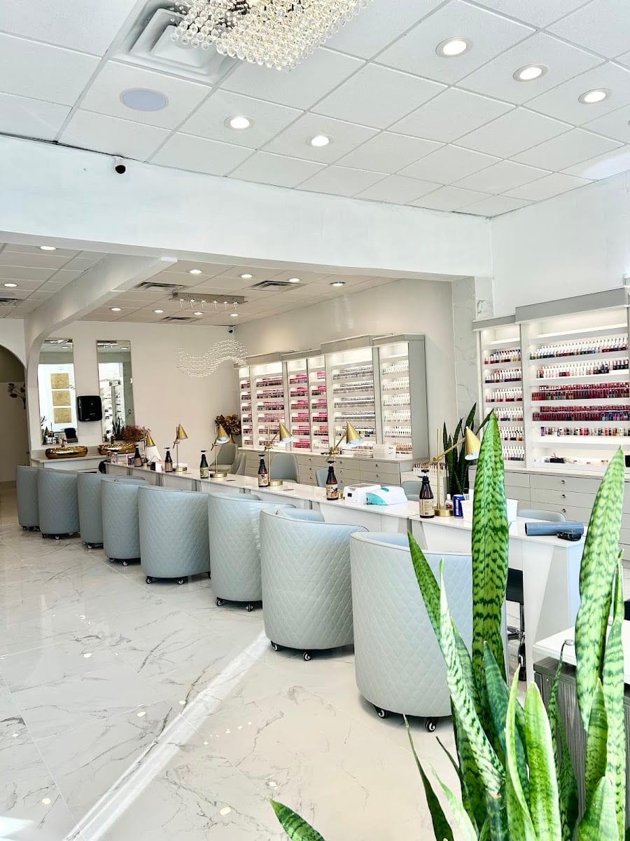 Lux Nails & Spa, photo 2