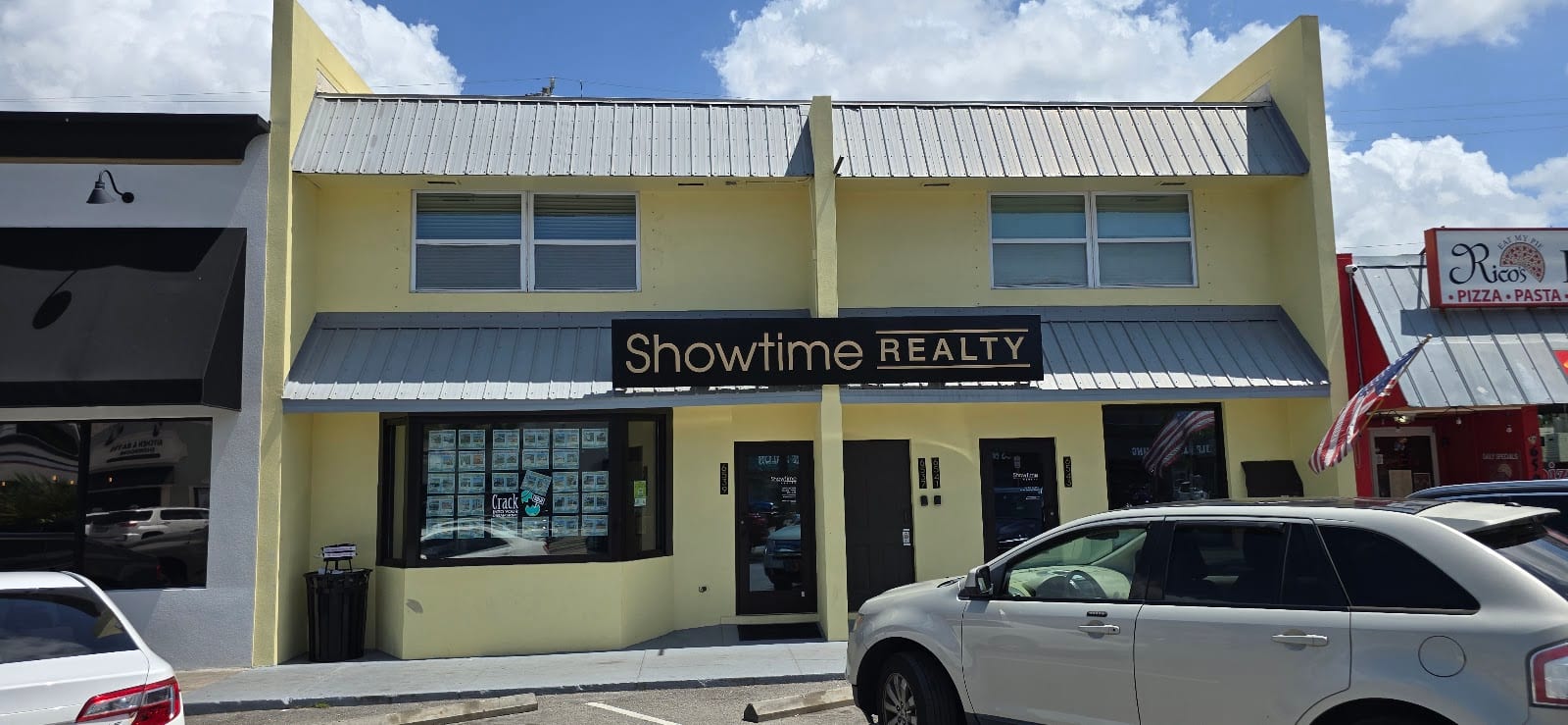 Showtime Realty, photo 4