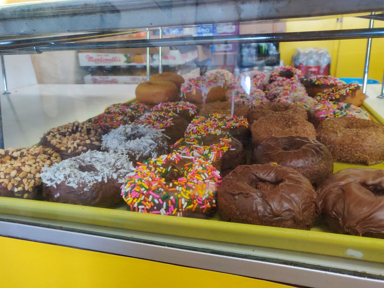 Superb Donuts