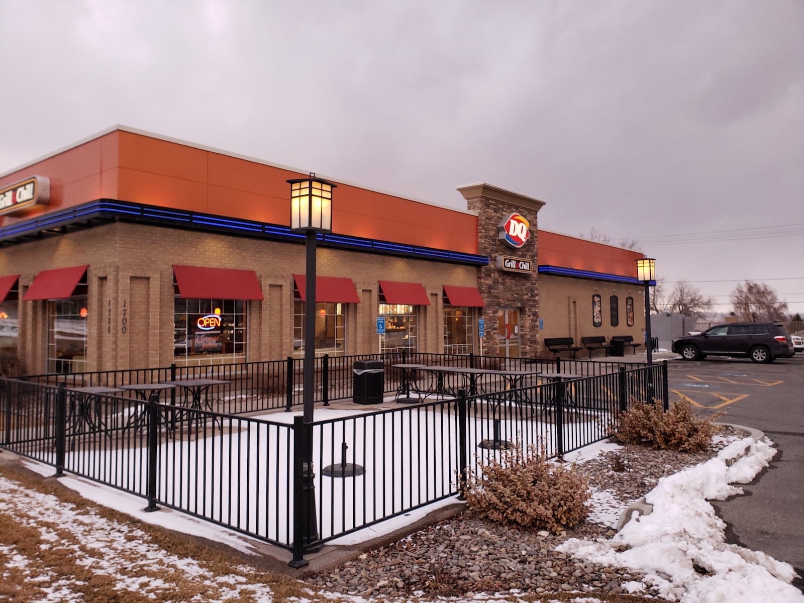 Dairy Queen Grill & Chill