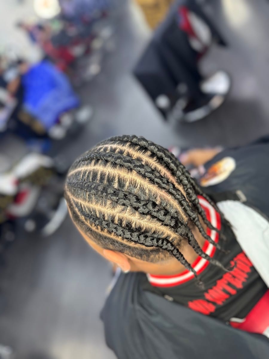 Cait THE Barber, photo 4