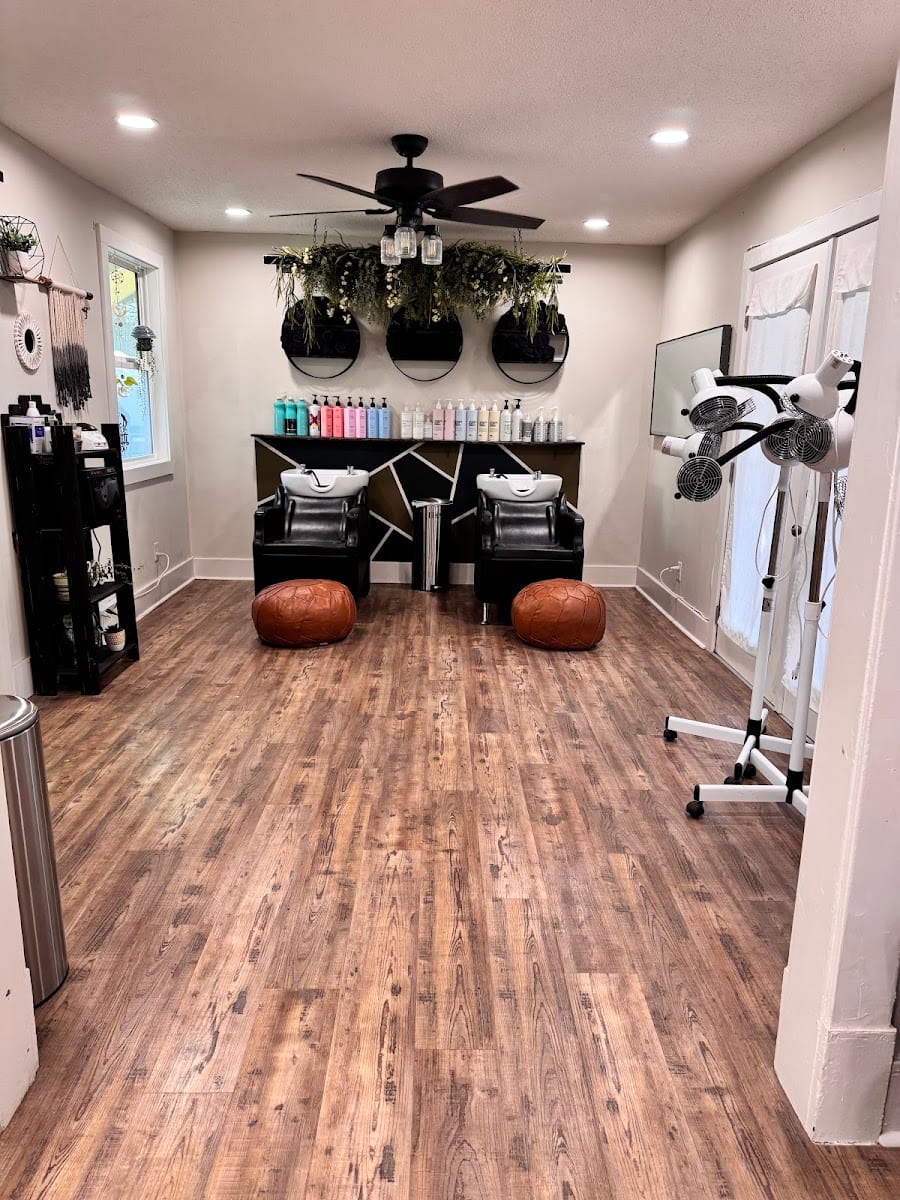 Tresses Salon