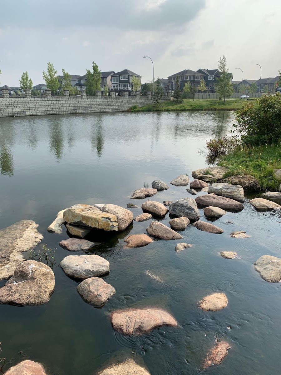 Emerald Hills Central Pond, photo 2