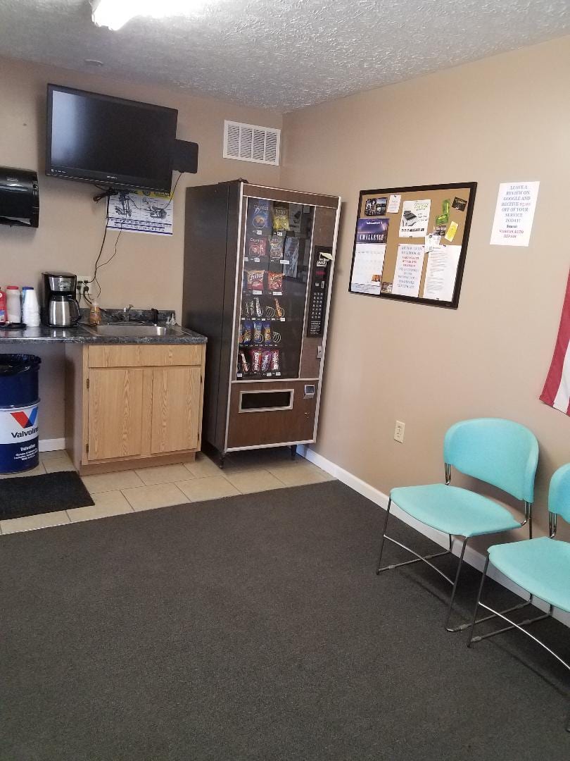 Vargas Auto Repair & Collision
