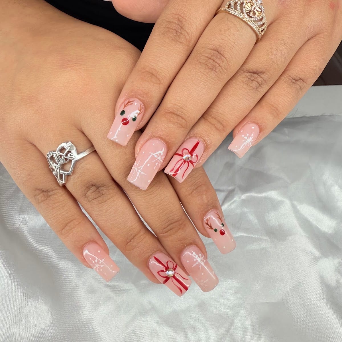 Studio Nails & Spa Round Rock