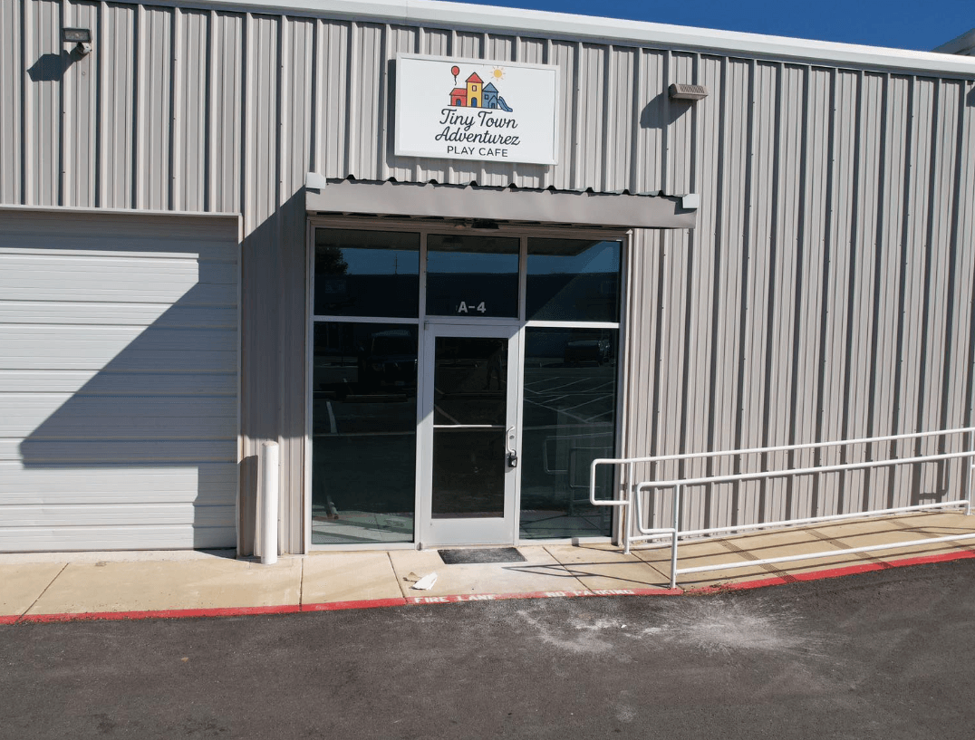 Tiny Town Adventurez