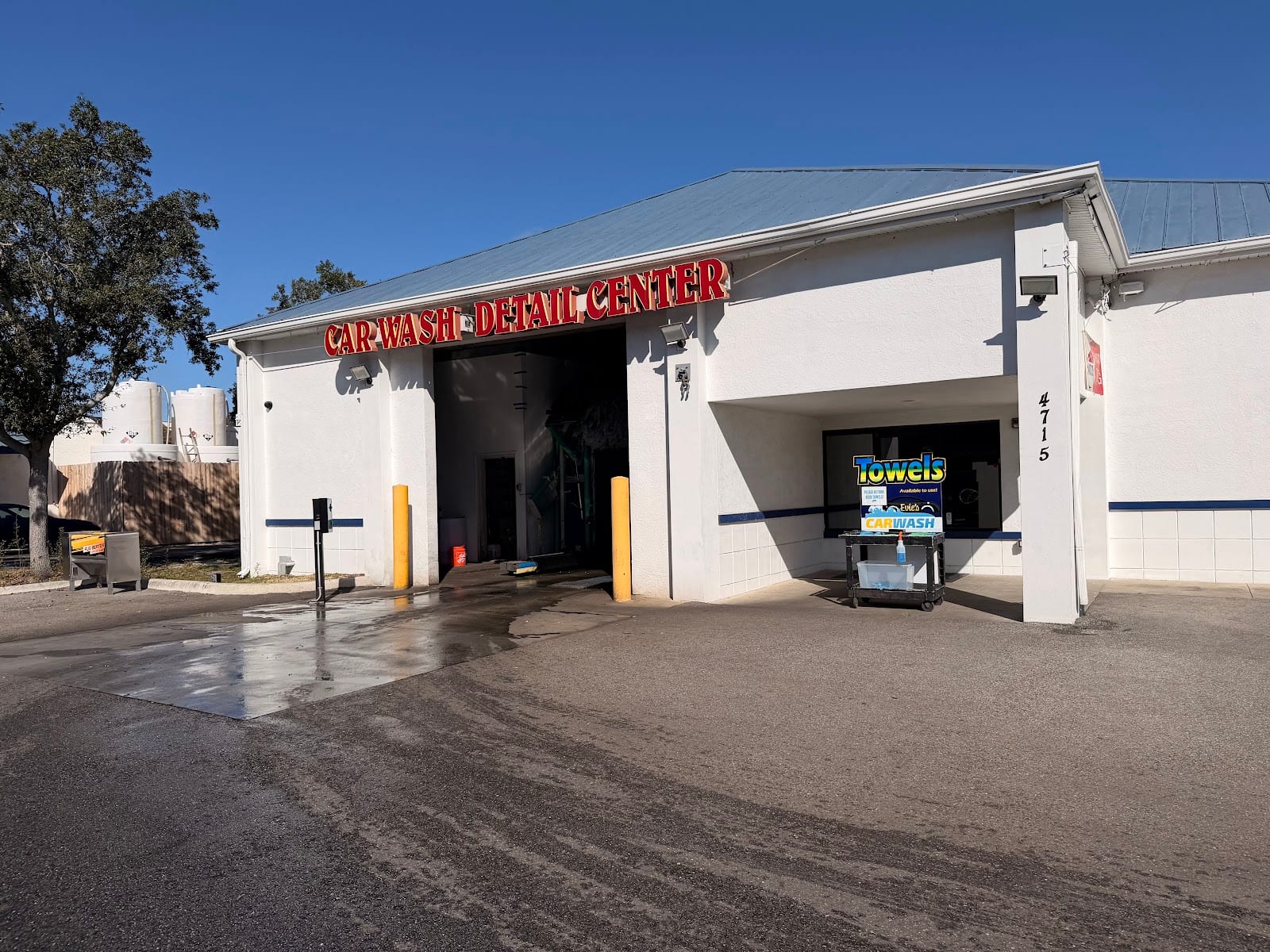 Evie's Express Car Wash, photo 3