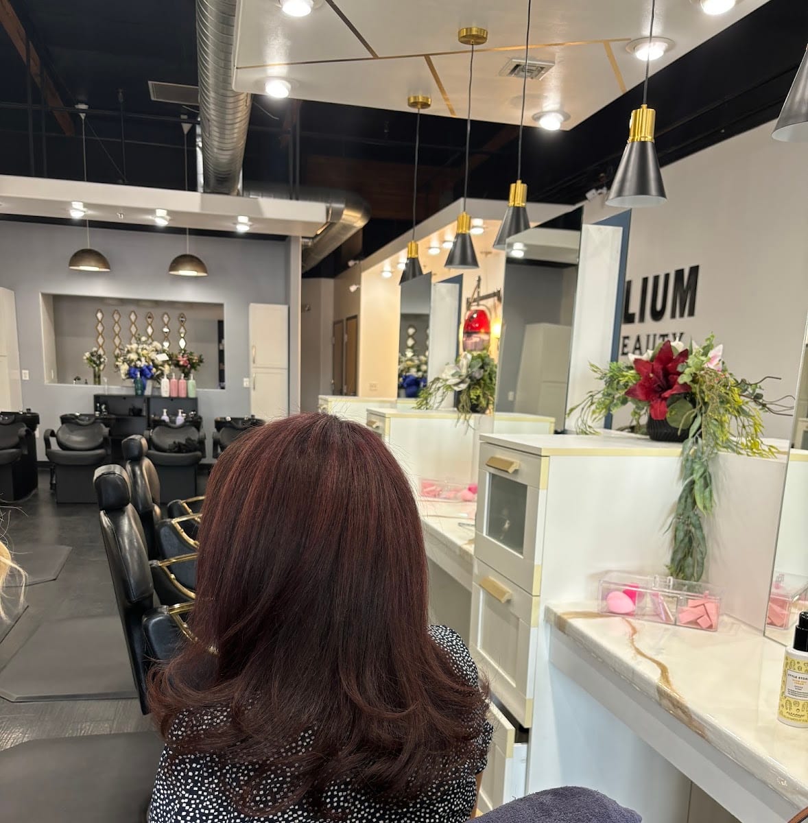 Lilium Beauty Salon