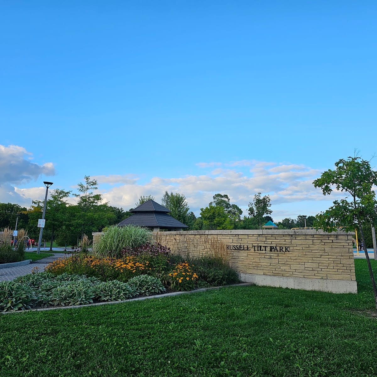 Russell Tilt Park, photo 3