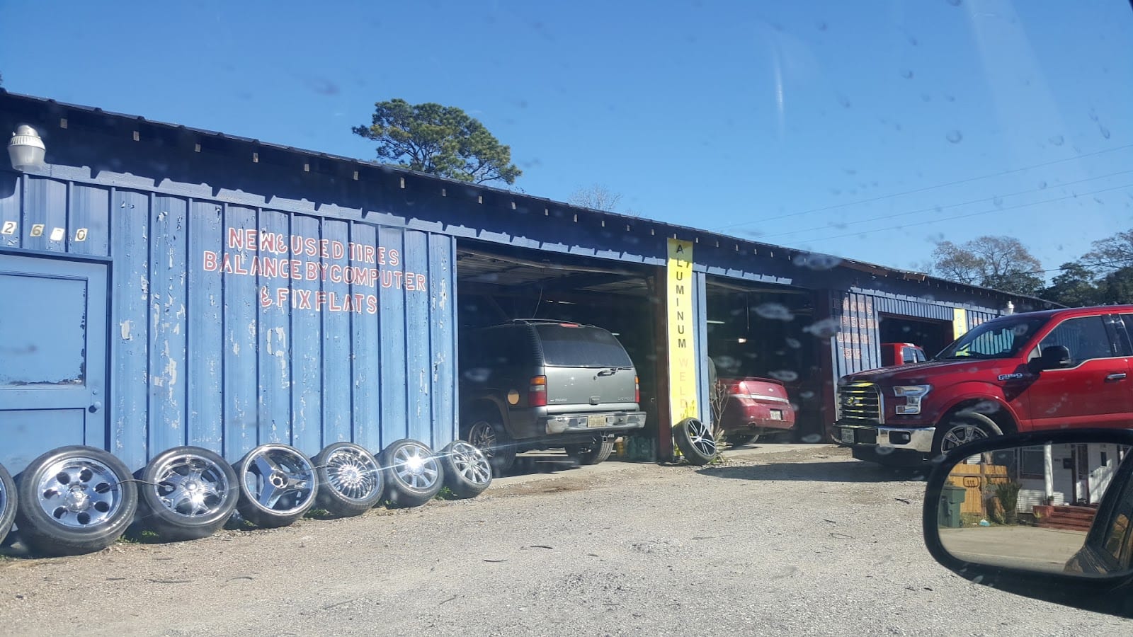 Hernandez Tire Shop