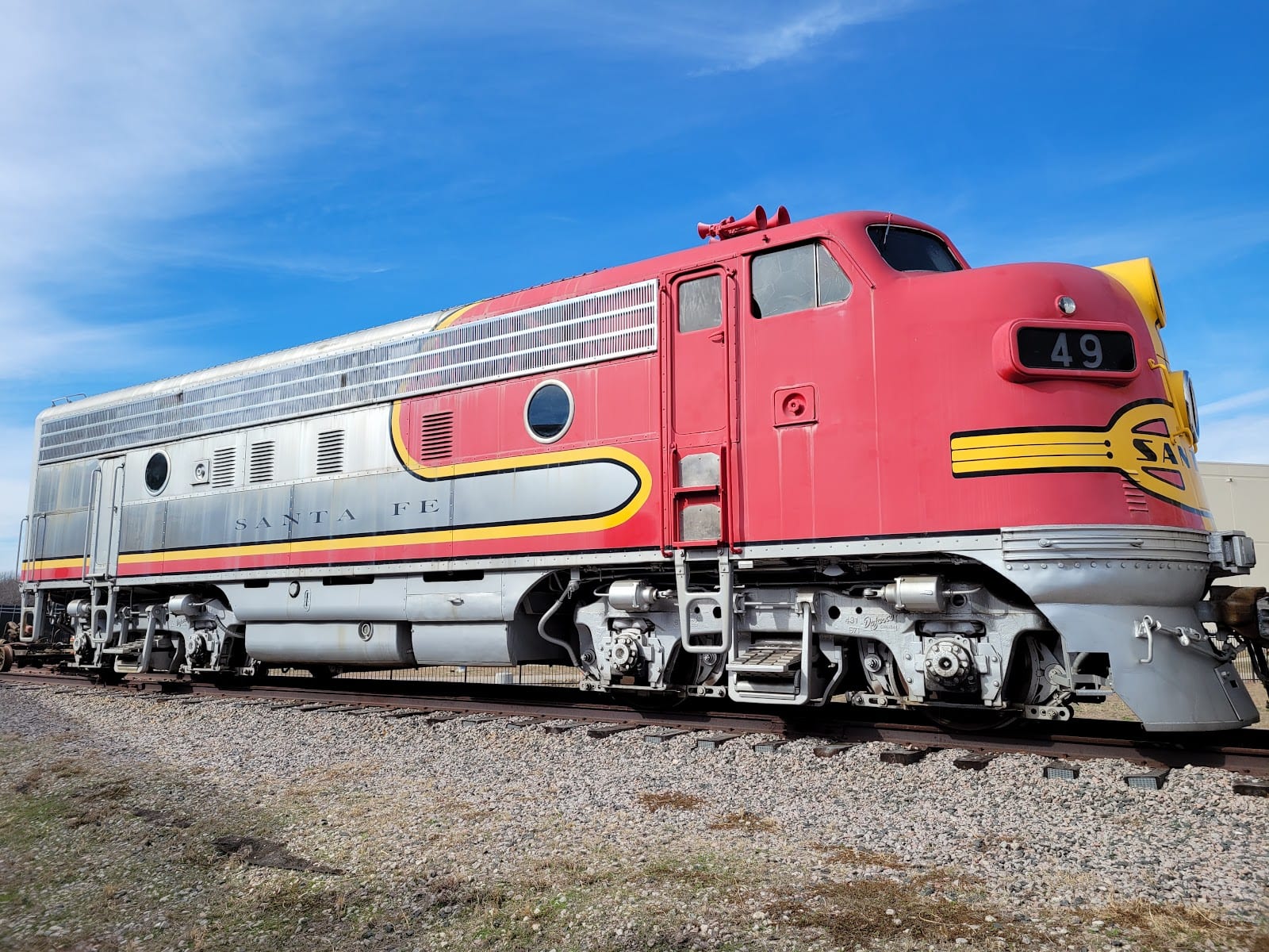 TrainTopia