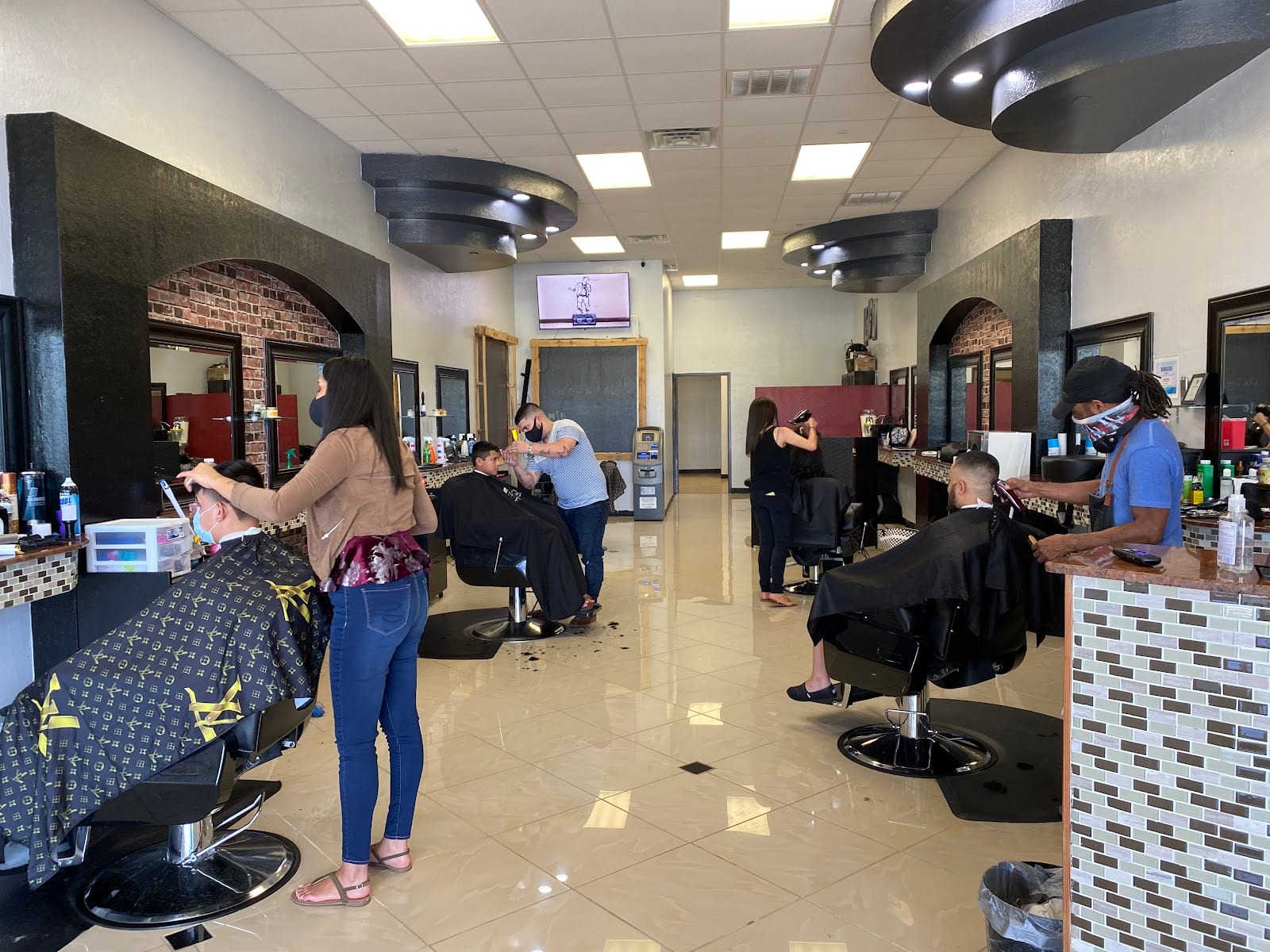 Master Blends Barbershop, photo 3