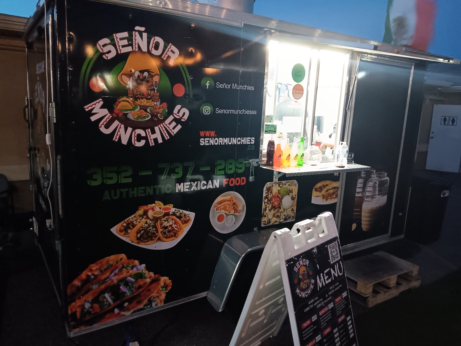 Señor Munchies Food Truck, photo 4