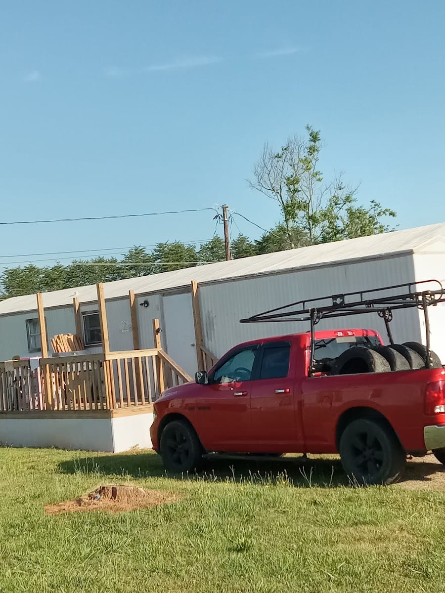 Palmetto Trailer Park, photo 3