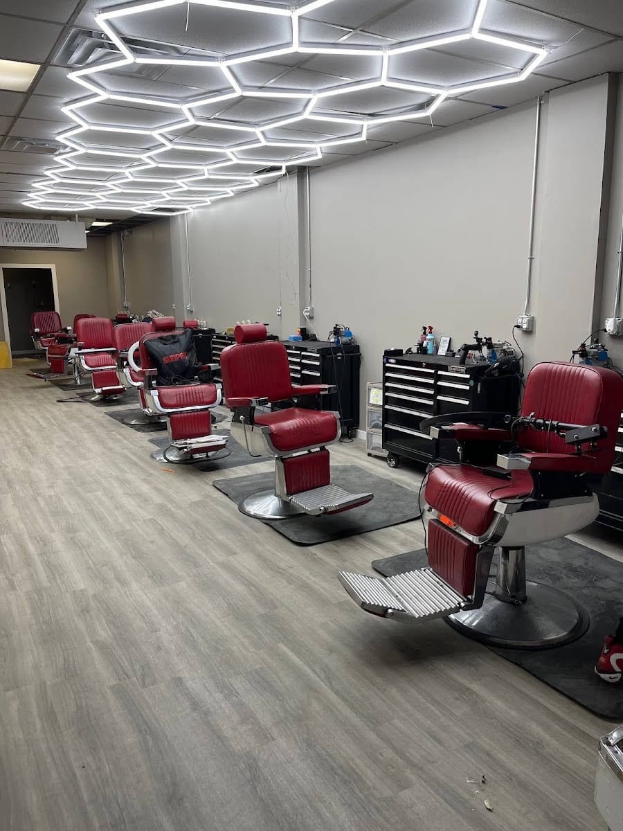 Fadem Out the Chair Barbershop, photo 2