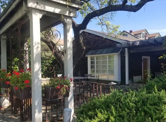 Napa Valley Railway Inn, photo 2