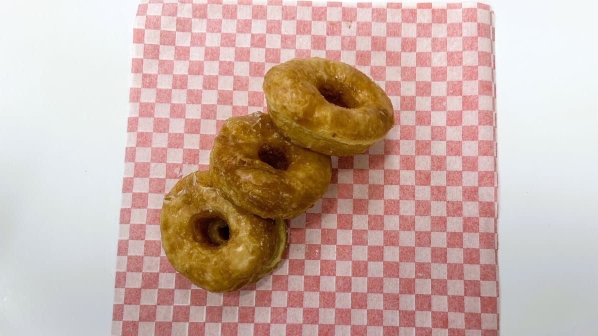 Wow Donuts, photo 3