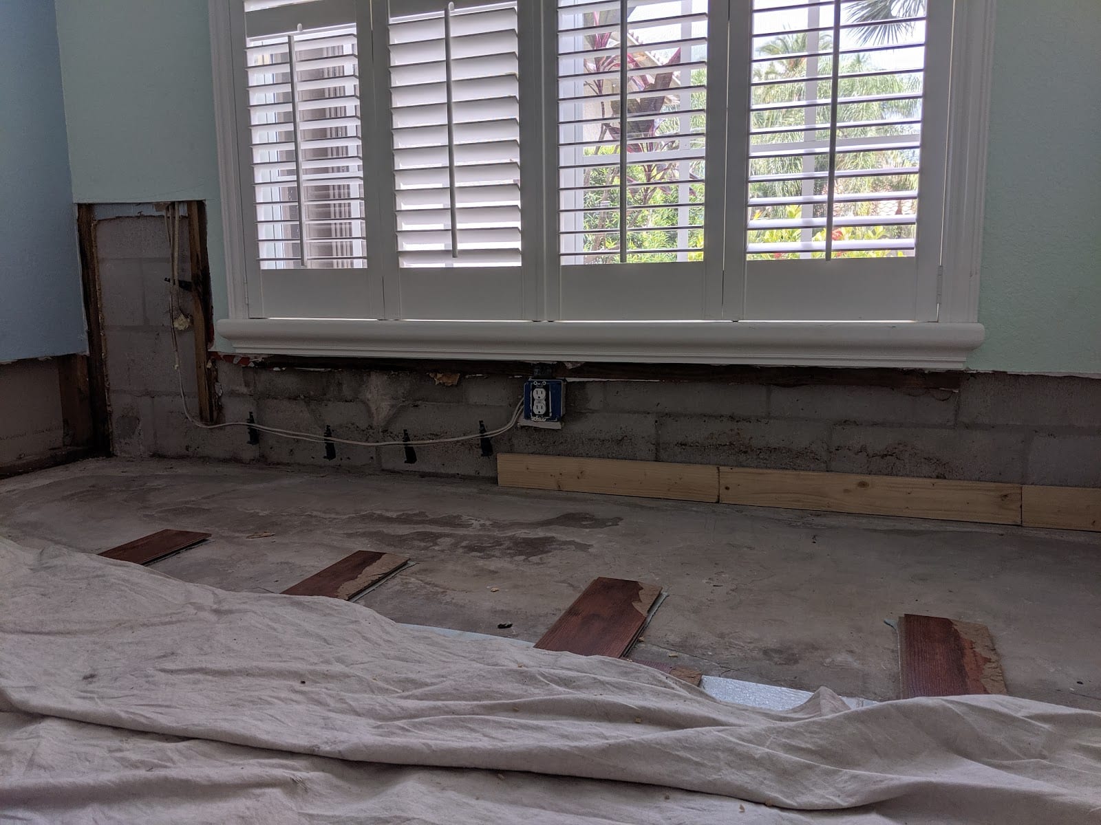 Overqualified Handyman, photo 2