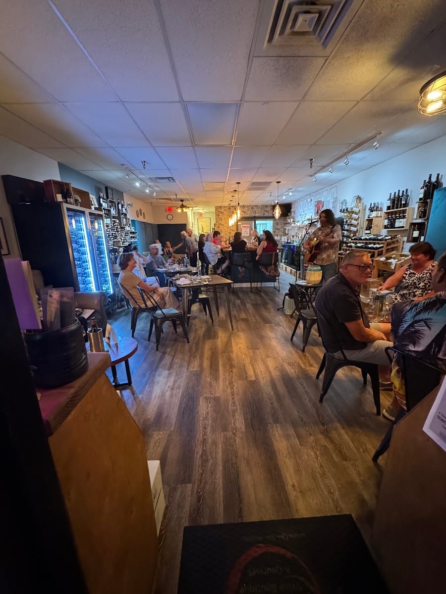 Rumours Wine Bar, photo 4