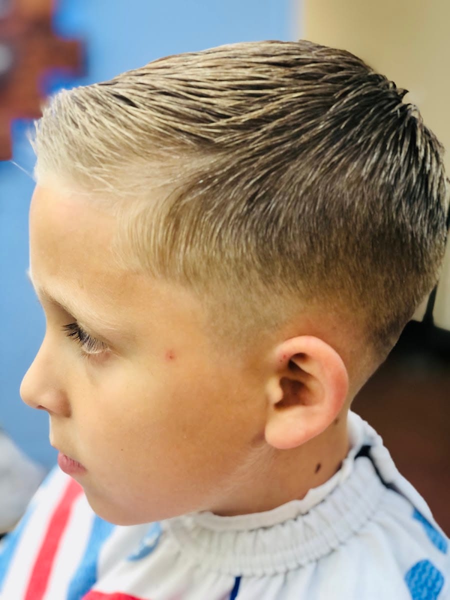 Modern Cuts by Bethany, photo 3