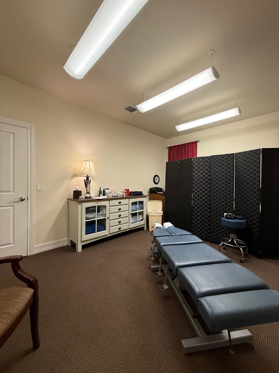 Lubbock Acupuncture - Broussard Chiropractic