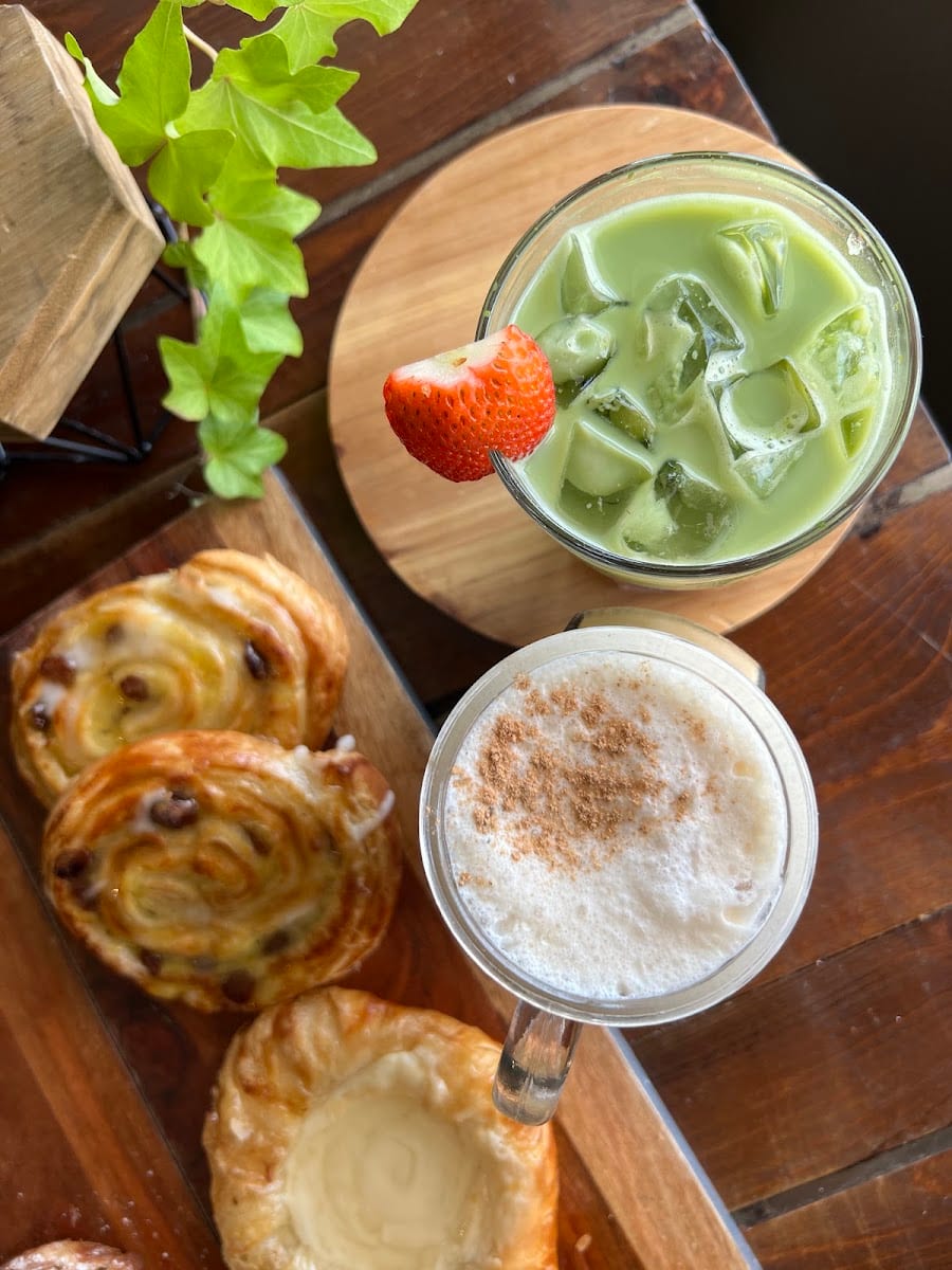 KOHI Coffee and Pastries
