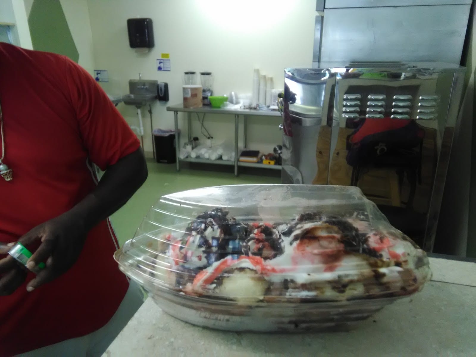 338 Thurston Village Ice cream, photo 2