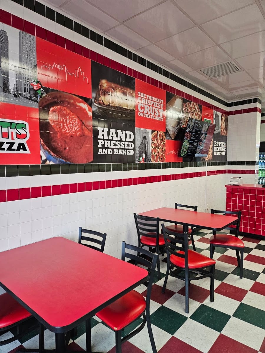 Jet's Pizza, photo 4