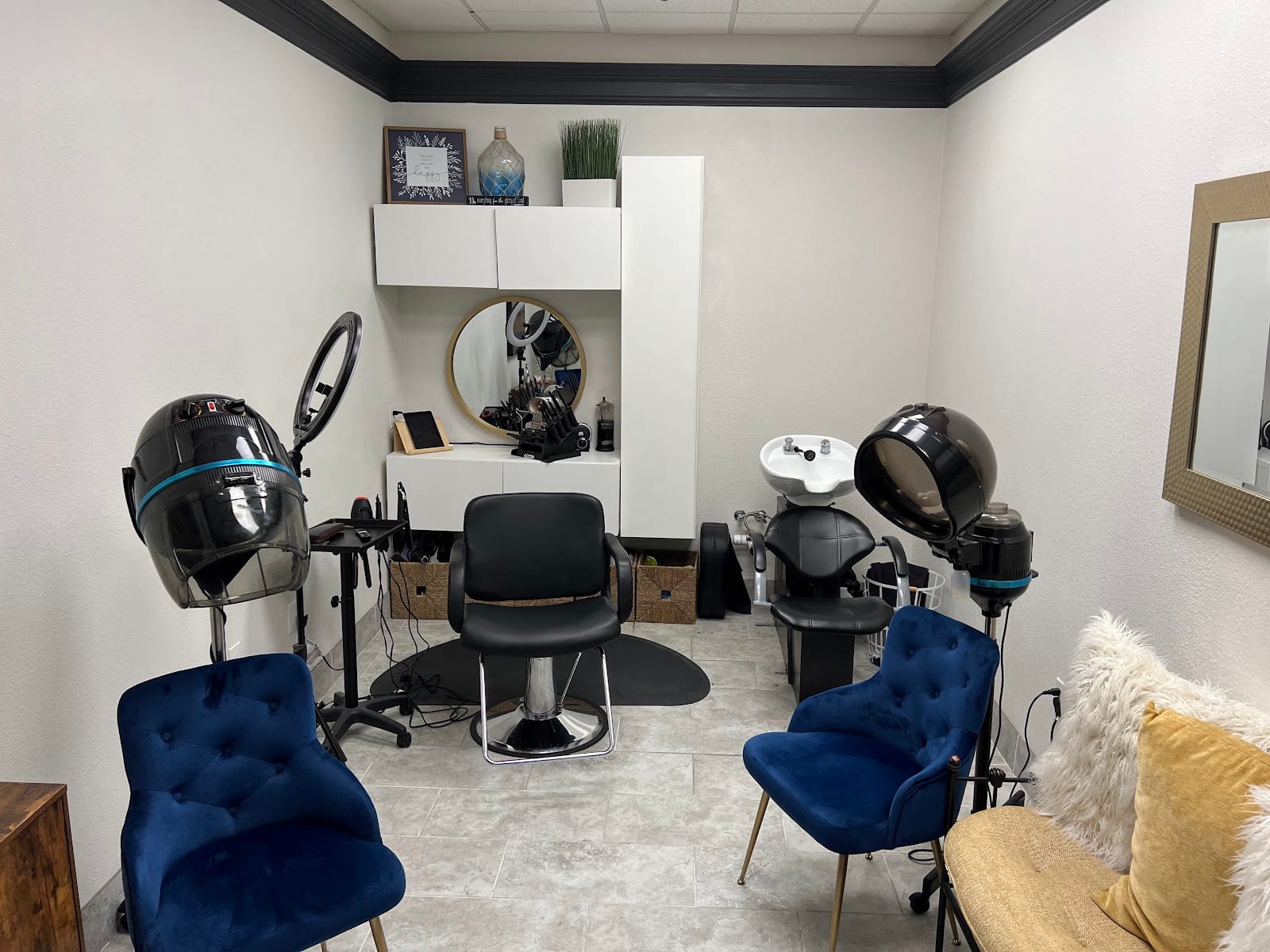 Salon Boutique in The Colony, Texas, photo 4