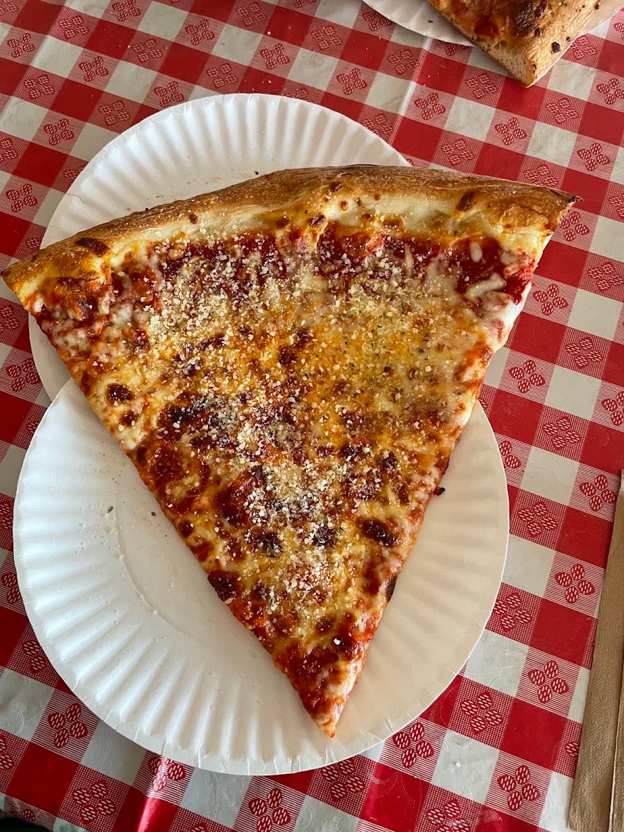 New York Pizza on Broadway, photo 4