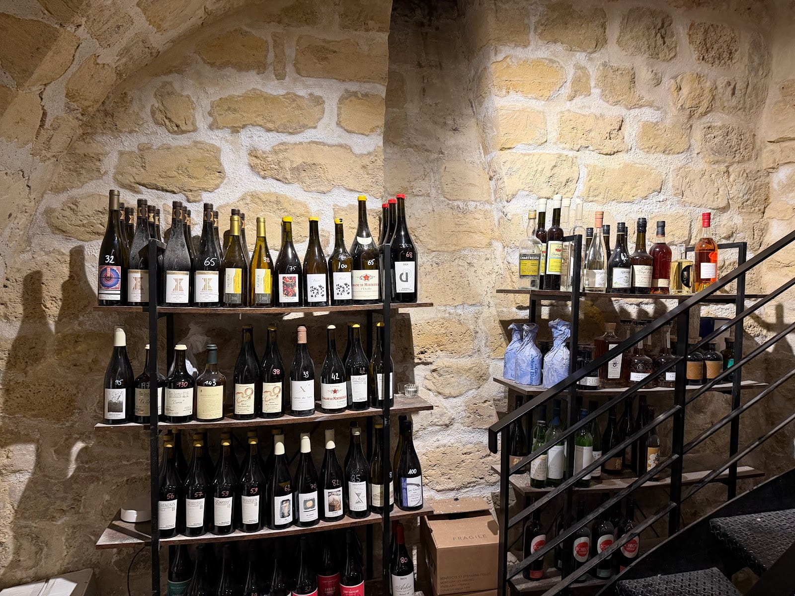 Le Petit Sommelier - cave/bar à vin, photo 4