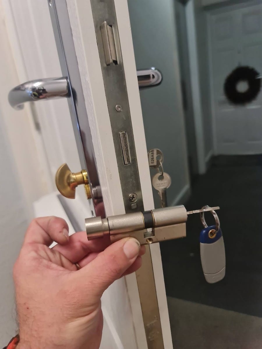 Londonasio Locks