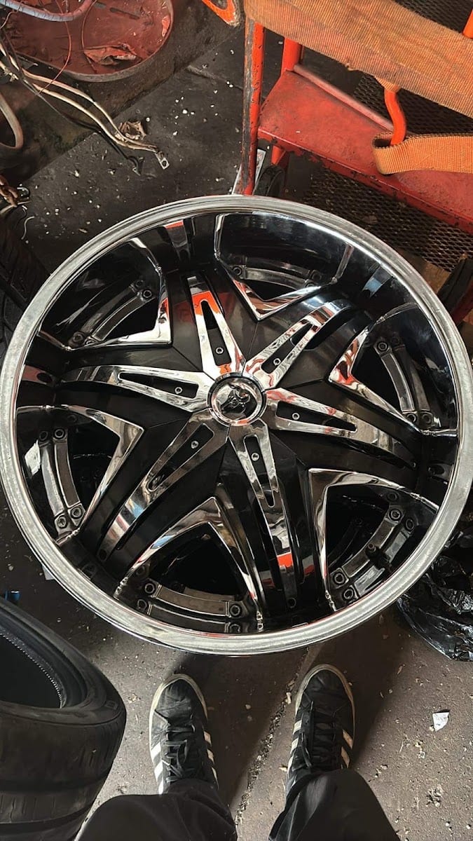 Big Chief Tires, photo 4