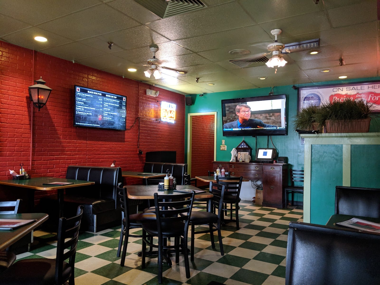 Black Dog Pub