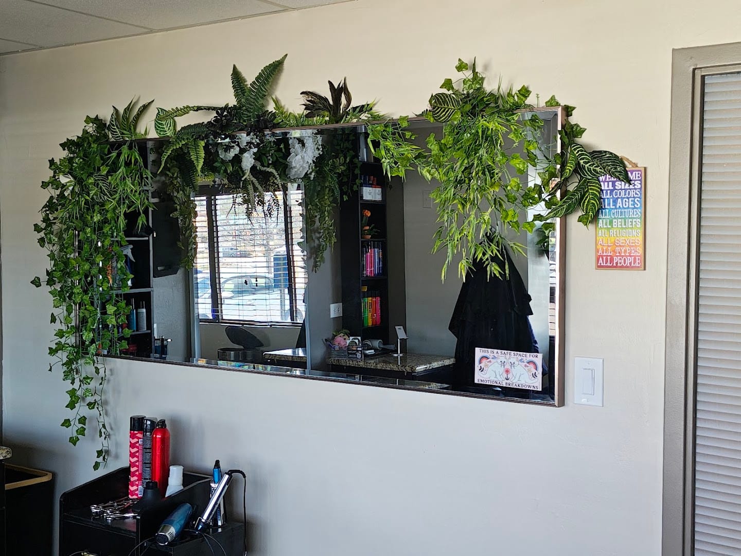 Grove Salon, photo 4