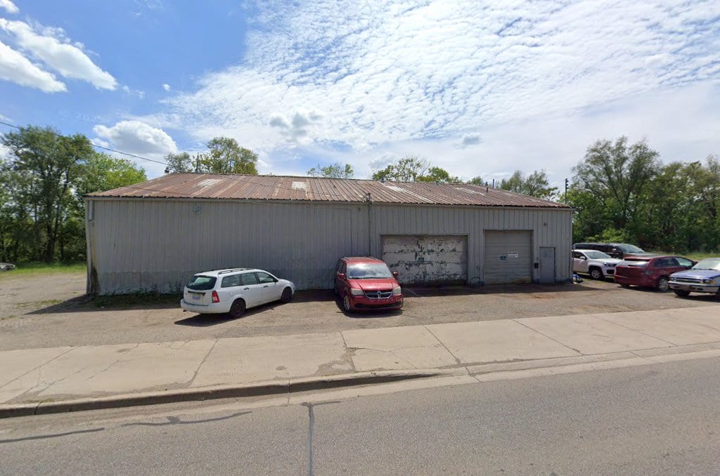 Mike's old school customs and auto repair