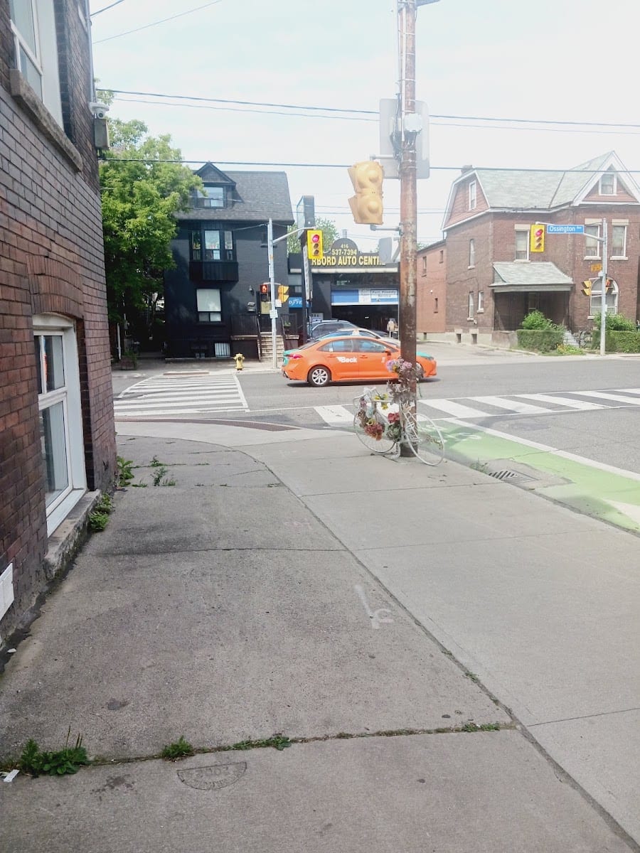 Harbord Auto Centre, photo 3