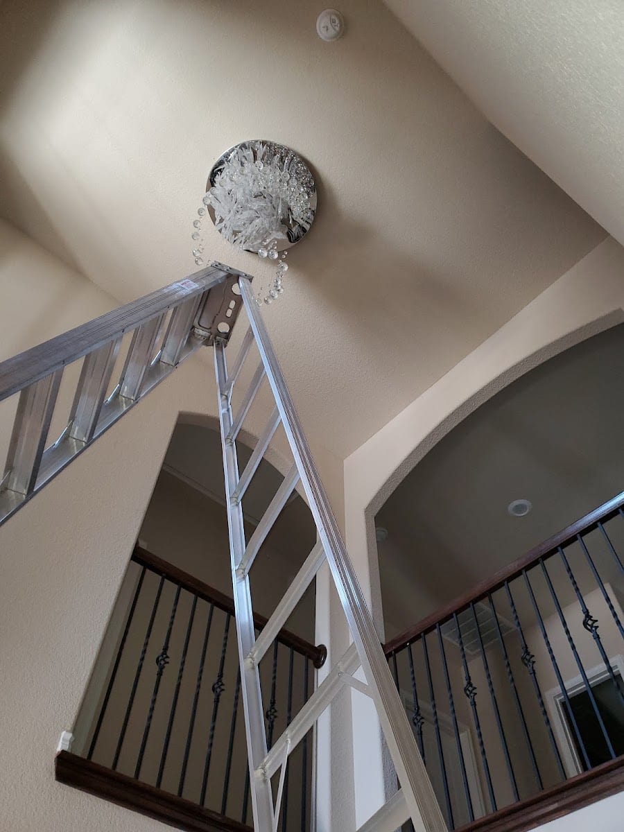 Independent electrician, photo 3