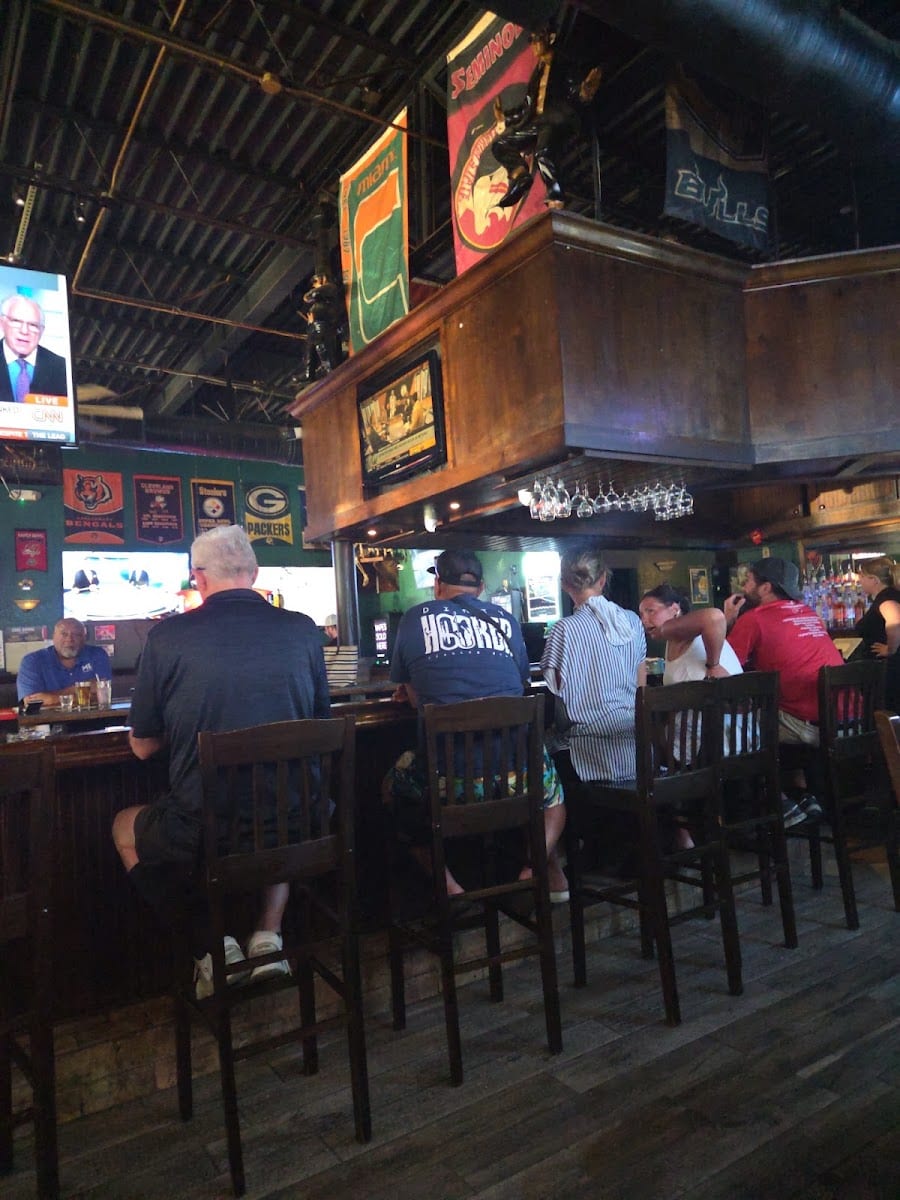 57 Tavern, photo 3