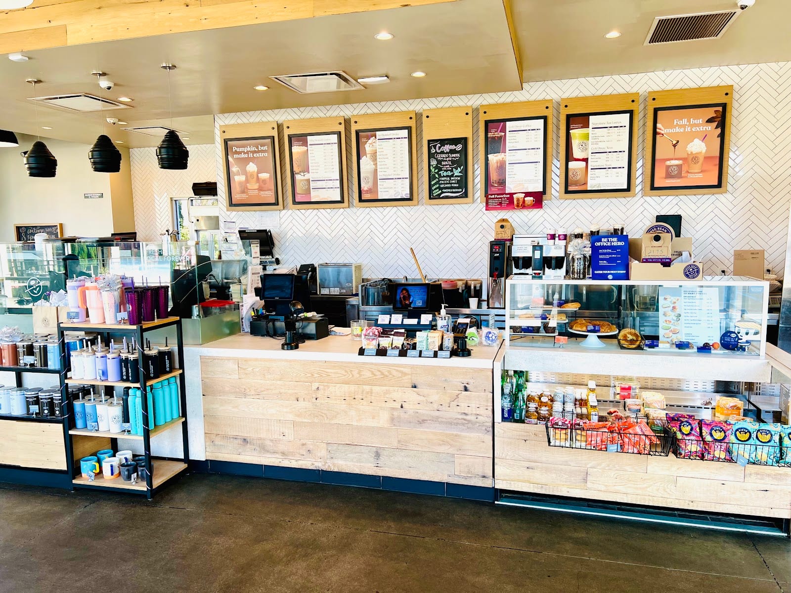 The Coffee Bean & Tea Leaf, photo 2