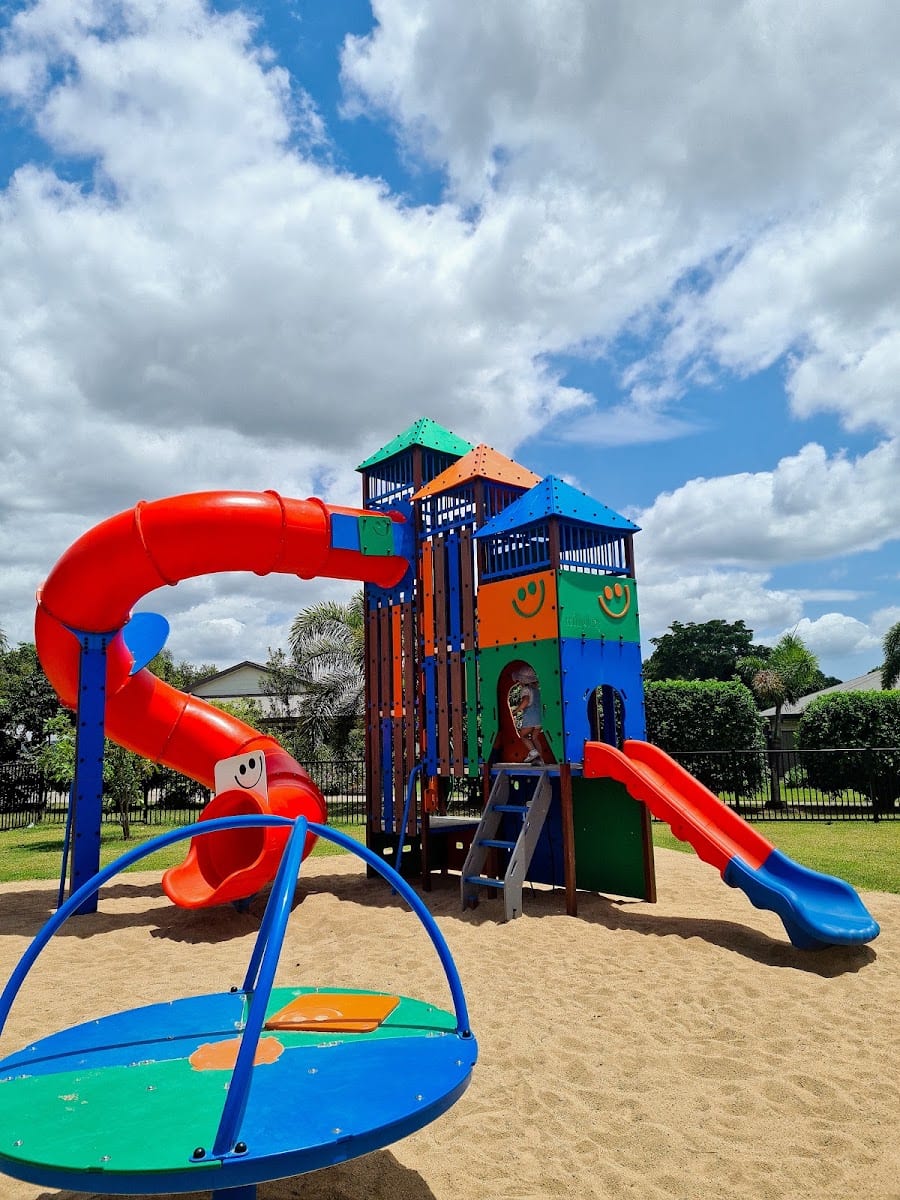 Nell Baker Park and playground, photo 3