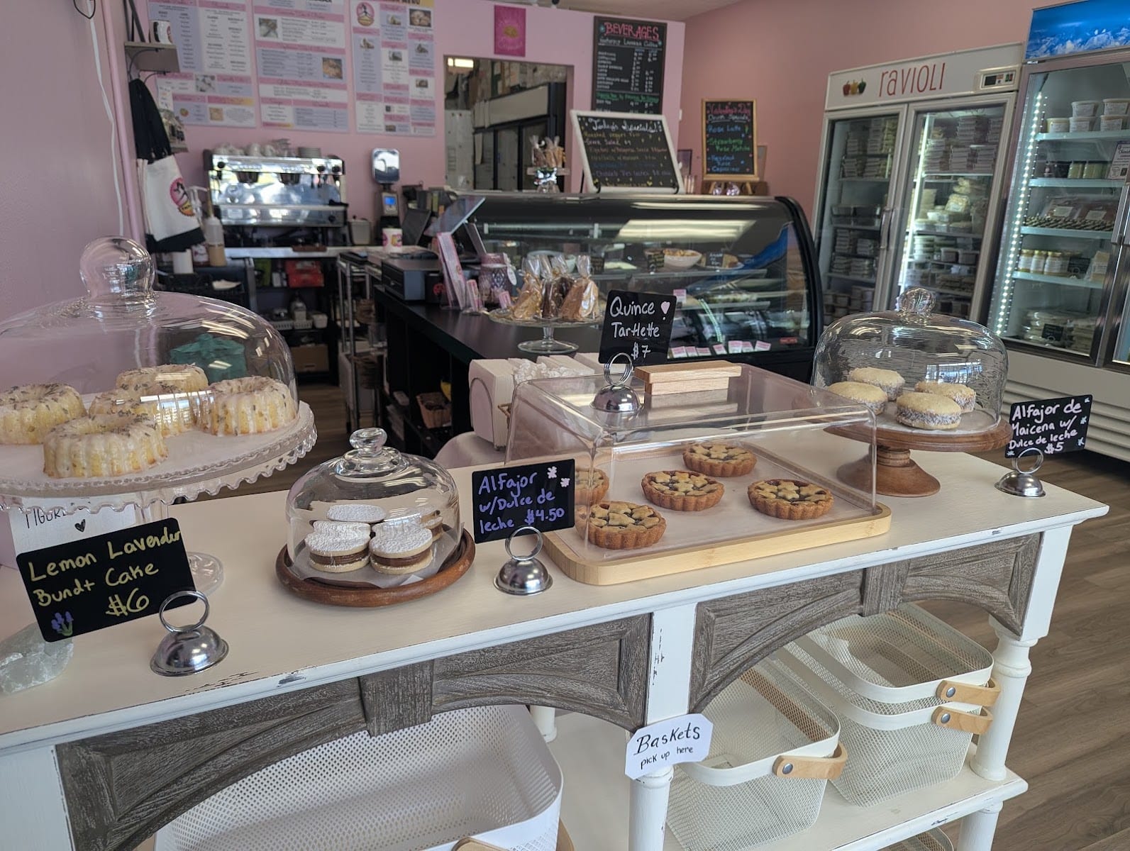 The Empanada Girl Cafe, photo 2