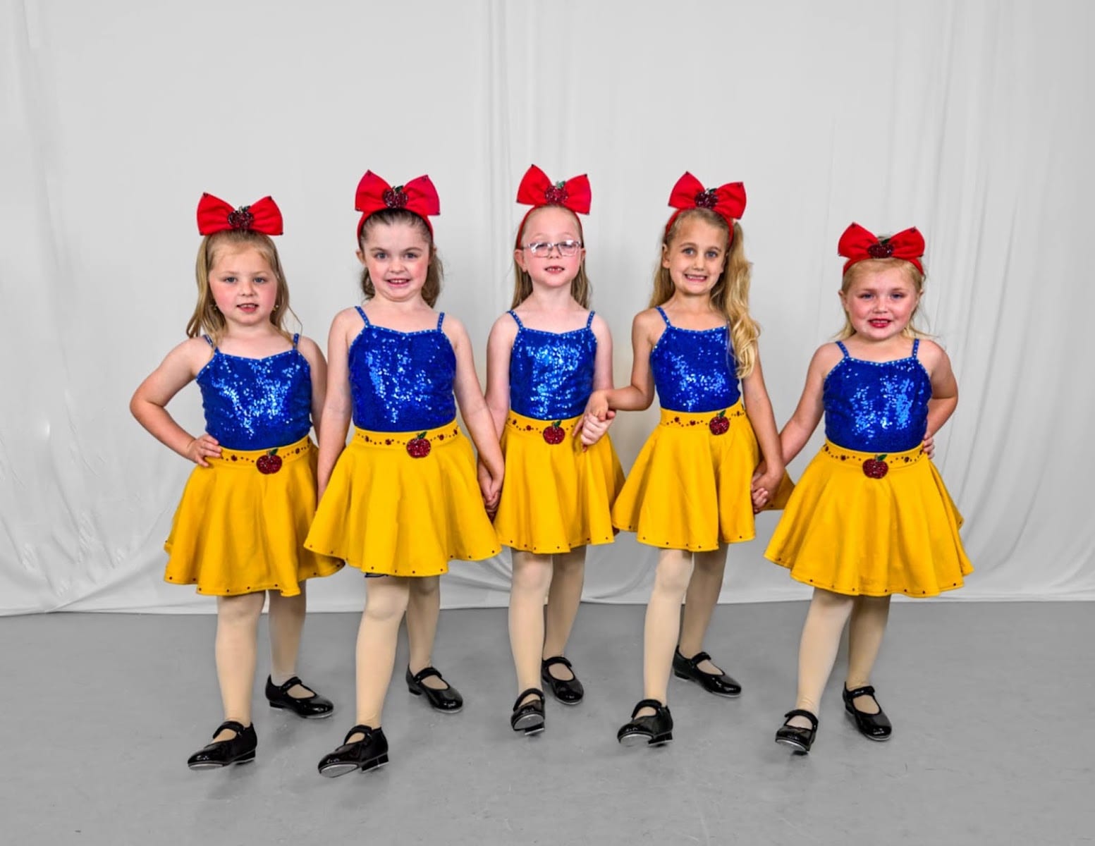 Captivating Dance, photo 3