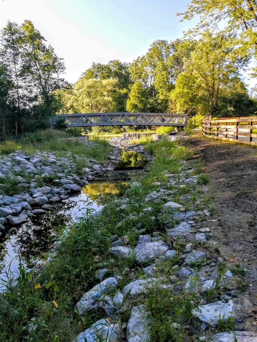 Duncan CreekTrail Francine Dr. Entrance, photo 3