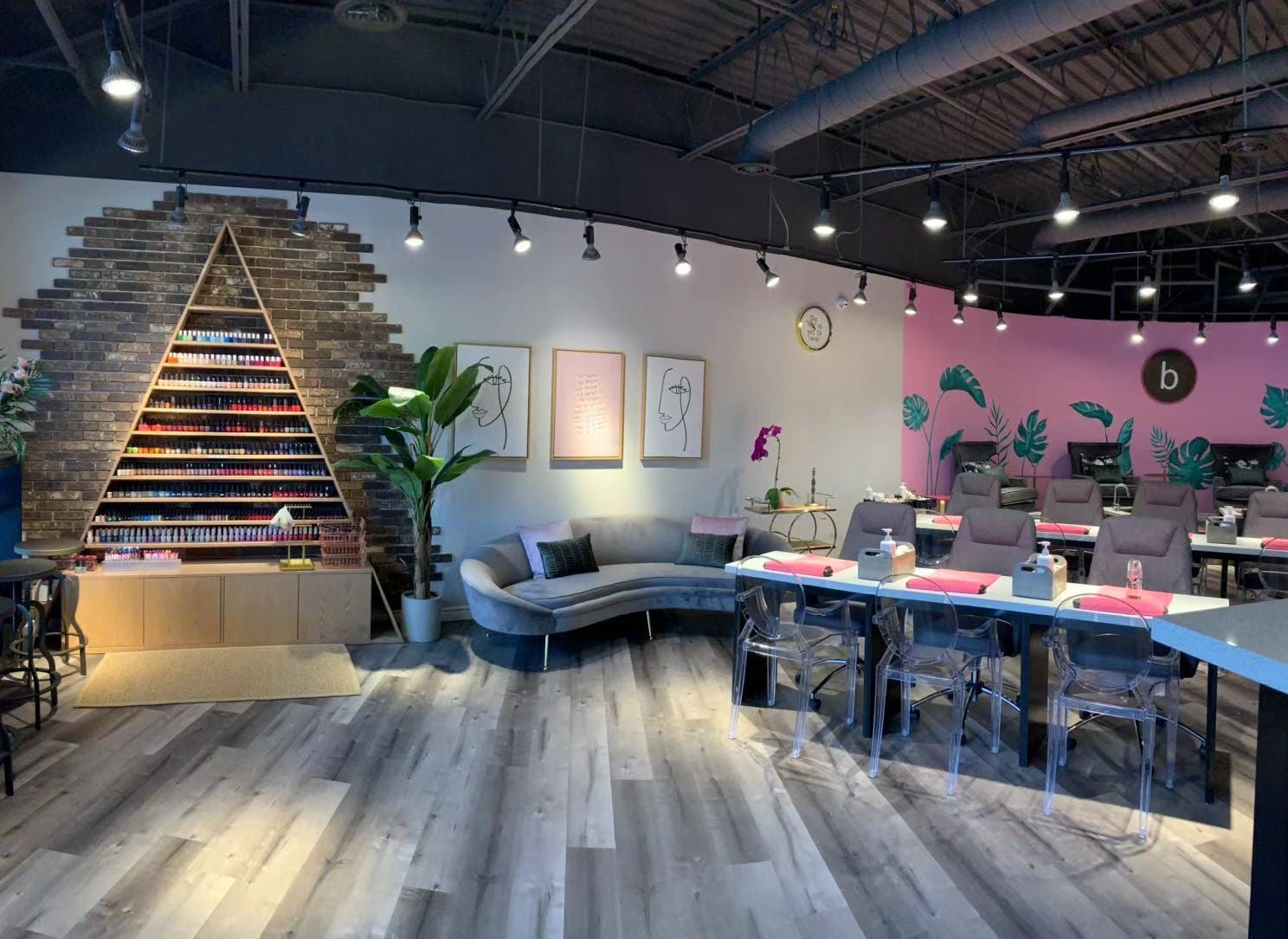 Buff Nail Lounge, photo 3